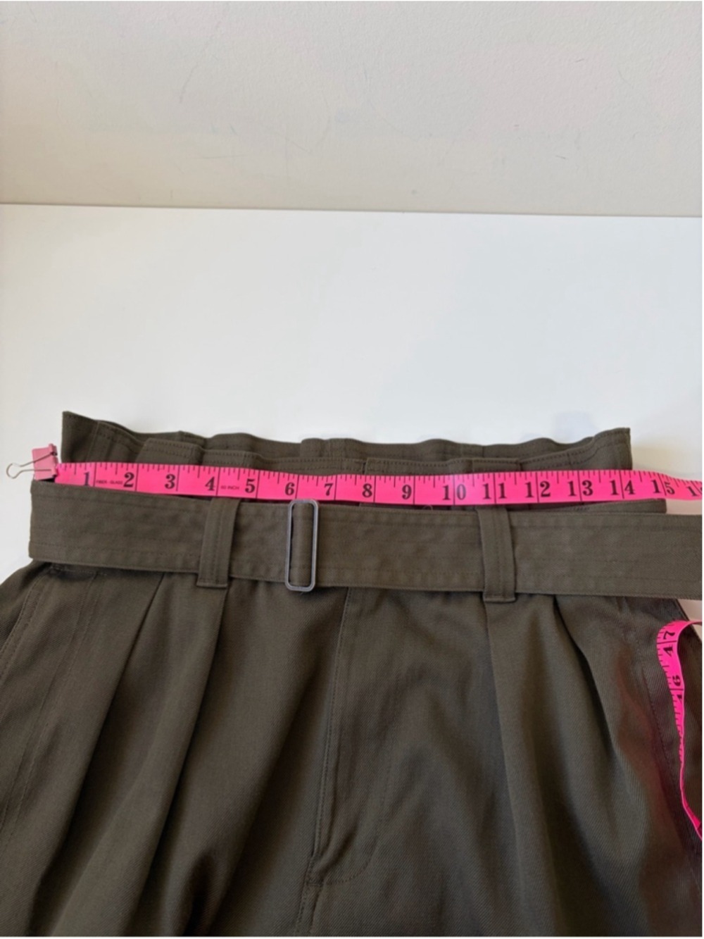 BANANA REPUBLIC WOOL COTTON BLEND PAOLA UTILITY PANT
SIZE 6 - Picture 11 of 13